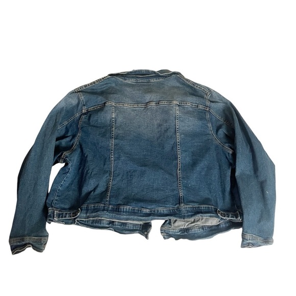 Torrid Denim Jacket in Medium Wash Women's Plus 6 - Picture 3 of 8